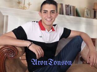AronTonson Gay Buzz