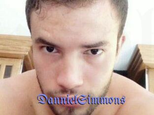 Danniel_Simmons