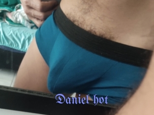 Daniel_hot