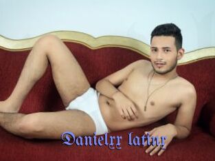 Danielxx_latinx