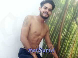 Hot_Daniel
