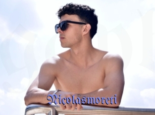 nicolasmoreti Gay Buzz