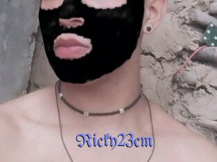 Ricky23cm