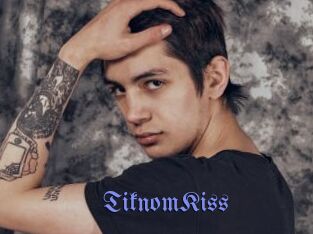 TiknomKiss