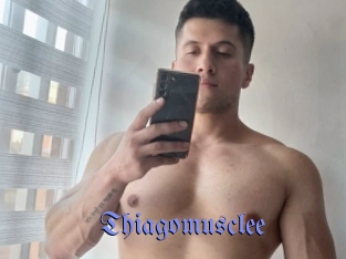 thiagomusclee Gay Buzz