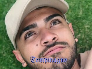 tomymagno Gay Buzz